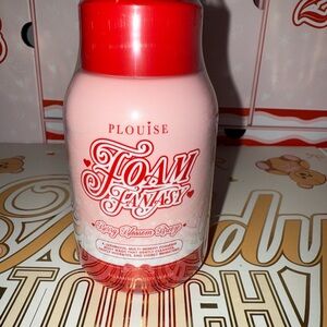 P.Louise Foam Fantasy Berry Blossom Breeze Foaming Body Wash